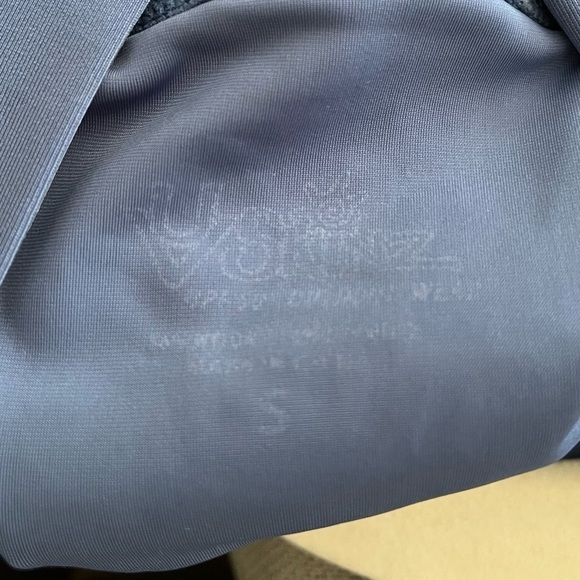 UV Skins men's rash guard- Size Small - Picture 4 of 6